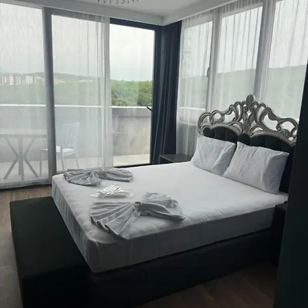 Hmz Premium Cekmekoey Hotel *